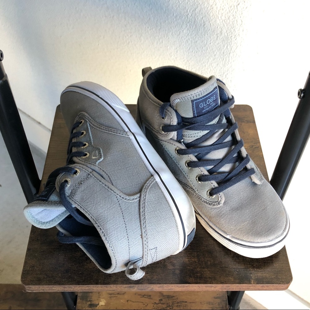 Globe Motley Mid Sneakers